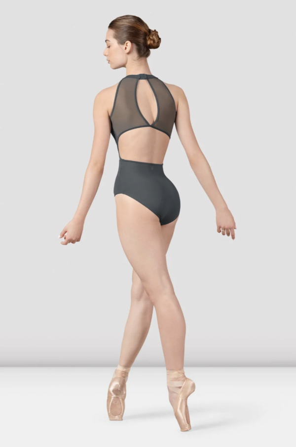 Body z dekoltem halter Kelsie Bloch - obrazek 3