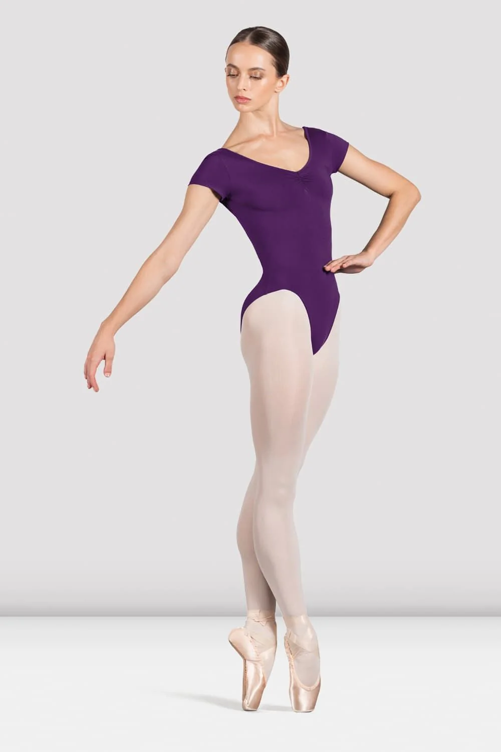 Body z krótkim rękawem Penny L4262 Bloch (czarny, różowy, bakłażanowy) - obrazek 9