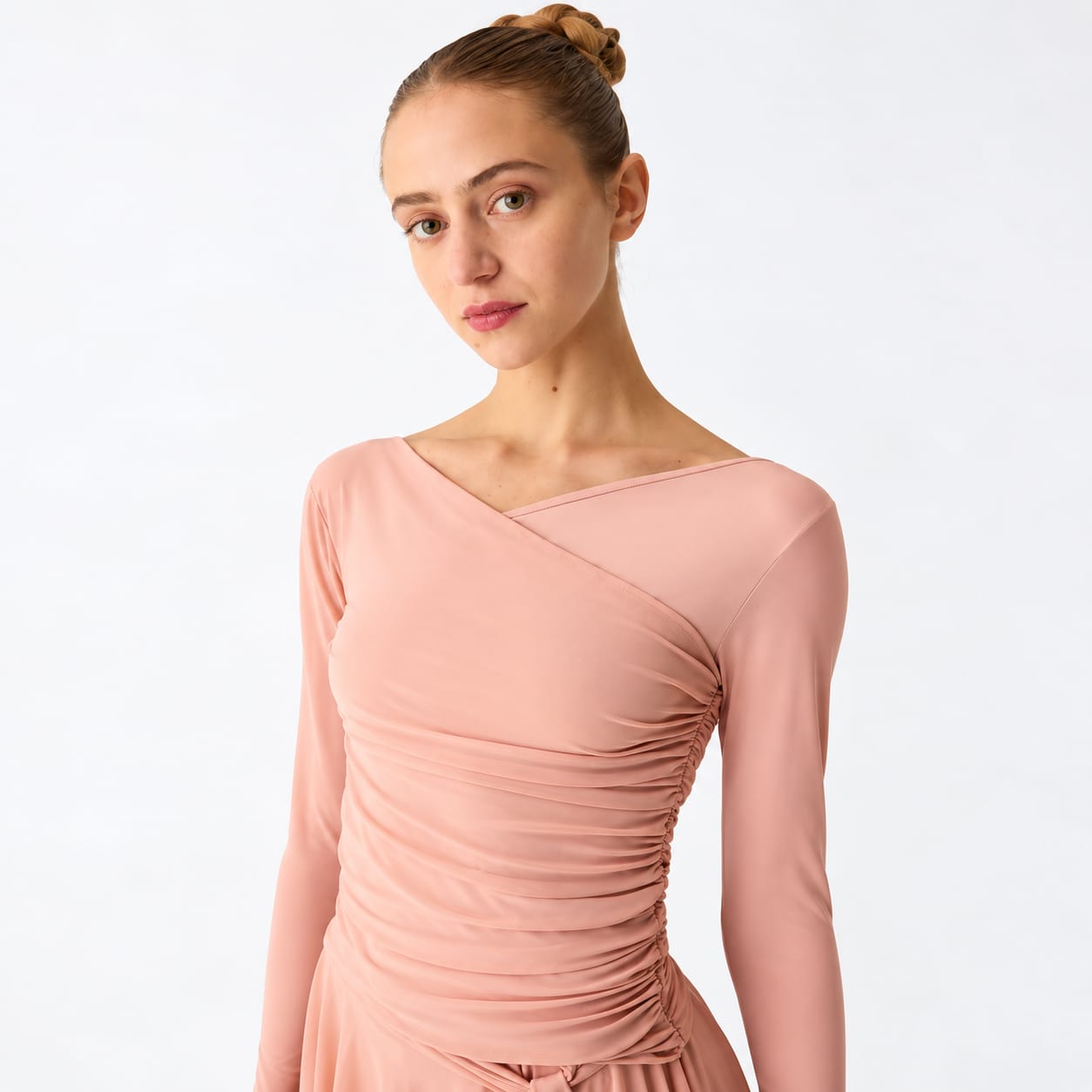 Bluzka z tiulem Pridance 335 (pudrowy i czarny)