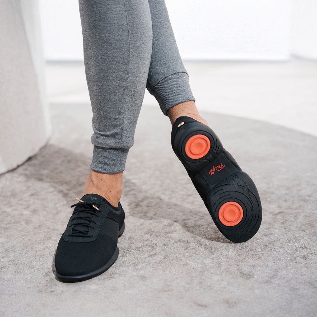 Sneakers Fuego Split Sole All Black - obrazek 2